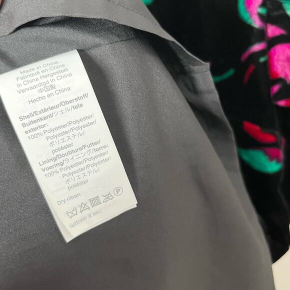 J. Crew Womens Short Sleeve Velvet Flutter Dress 4 Black Raspberry Floral Ruffle - Picture 11 of 11